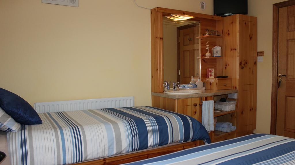Bed and Breakfast Atlantic Breeze Кил Номер фото